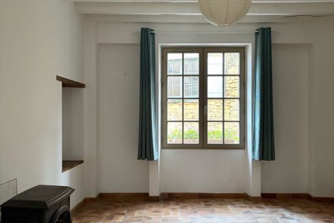 f5c7c009-d1f1-4937-8cc3-ac7eec708236 2 - Grande