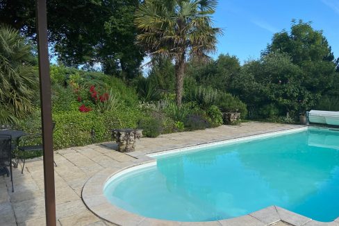 2ca4ba70-0389-470a-bafc-2a2e44105736