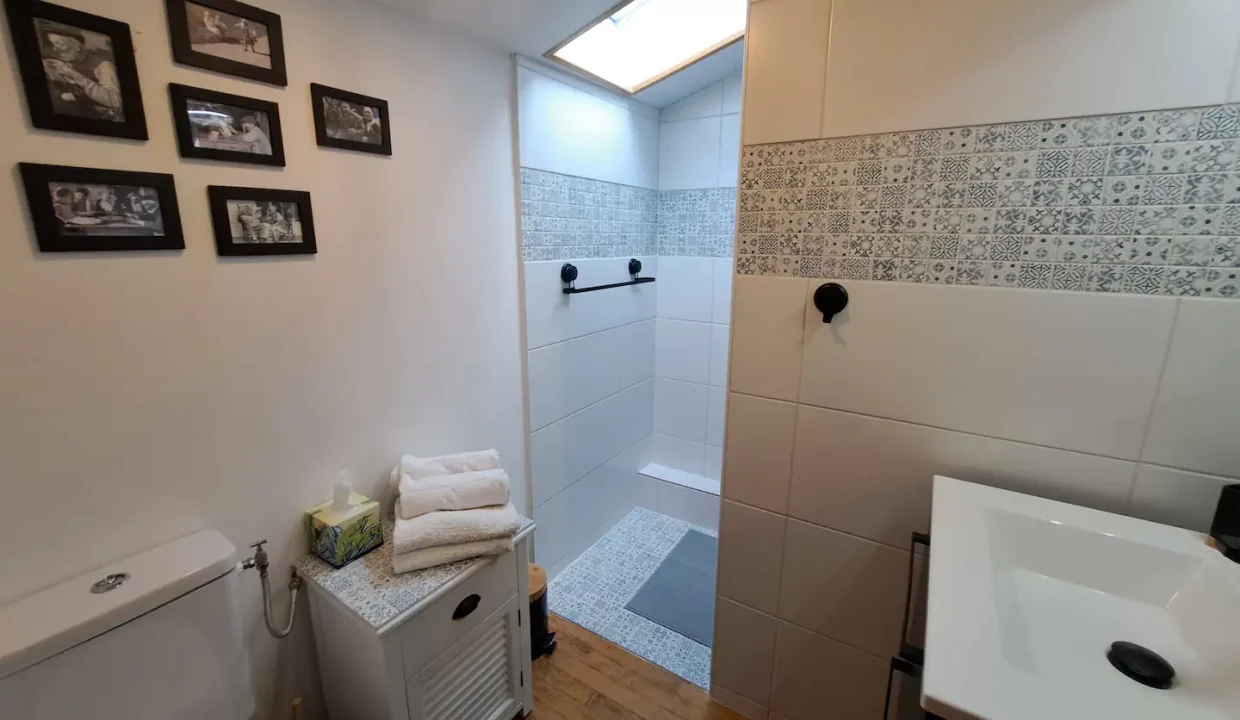 9b961f69-10ed-4fa5-8da0-ddcca5ce41cb